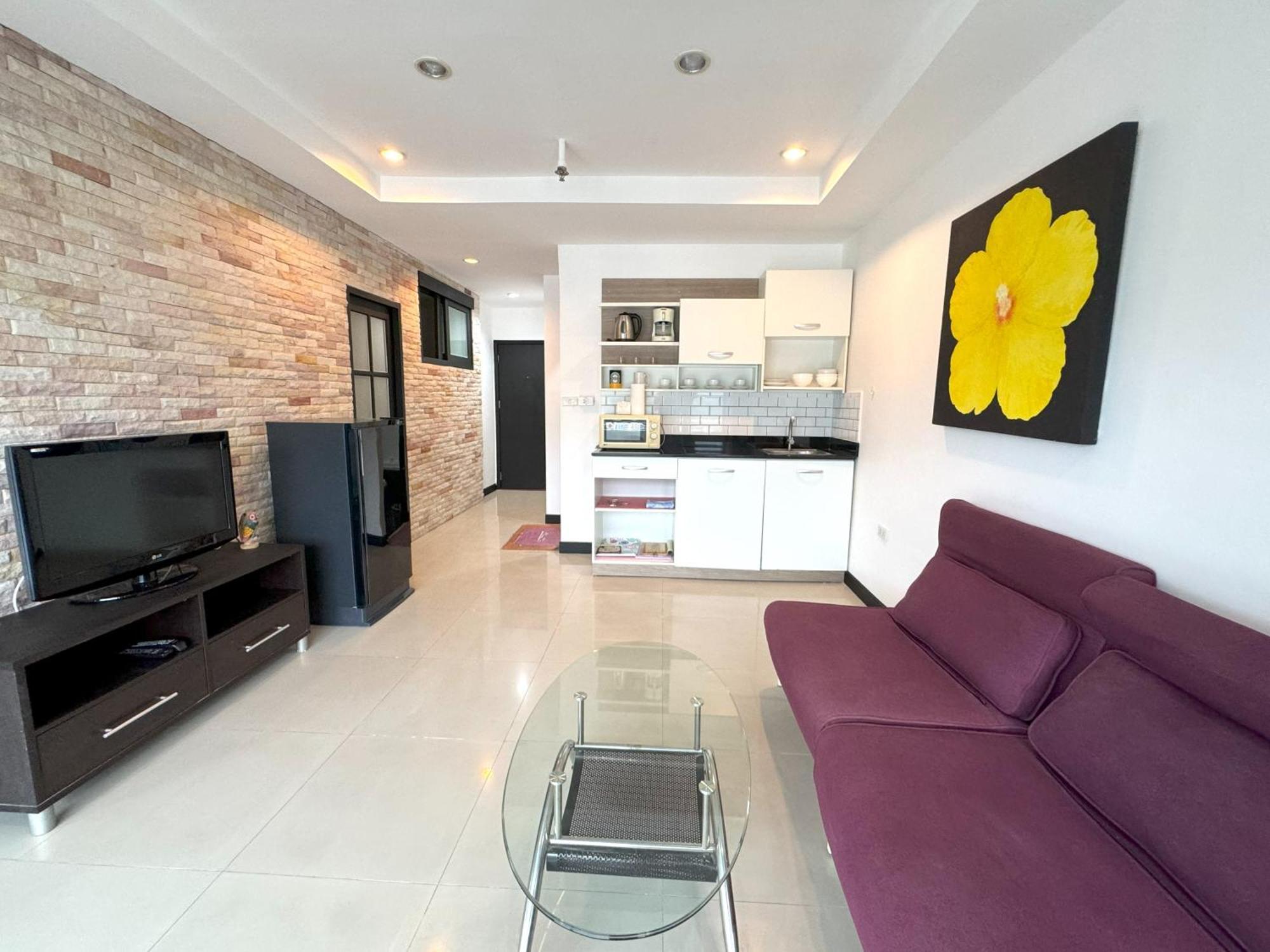 Patong Tower Apartment By Lofty Exterior foto